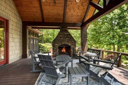 Вилла Mountain House Гатлинбург Экстерьер фото